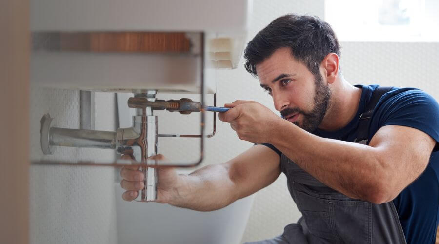 Professional expert plumbing services in Long Bottom, OH